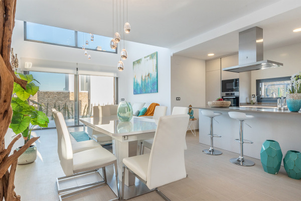 Newly built sea view villa with pool in the northeast of Mallorca image 5