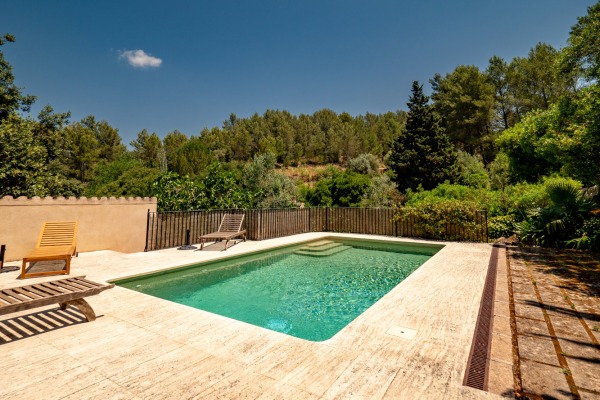 Mallorcan villa in an idyllic location at the foot of the Tramuntana mountains image 5