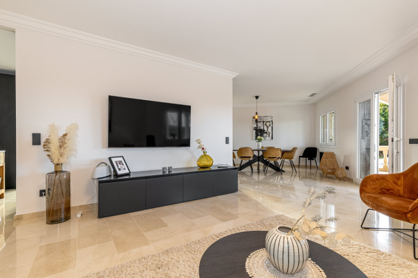 Mediterranean villa with sea views in Sa Torre image 3