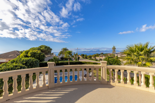 Mediterranean villa with sea views in Sa Torre image 8