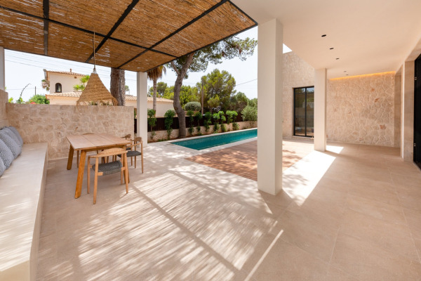 Luxurious newly built villa in Cap des Moro in the Mondragó Natural Park image 3