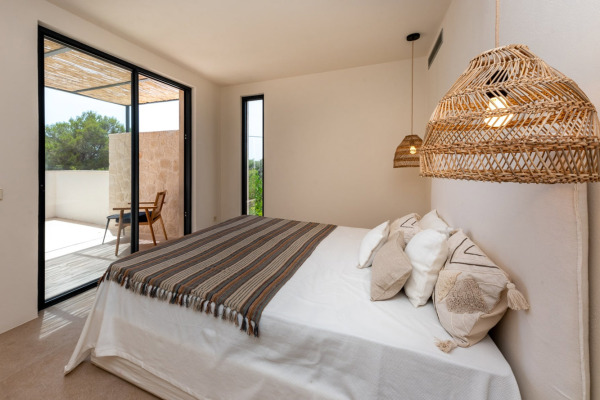 Luxurious newly built villa in Cap des Moro in the Mondragó Natural Park image 8