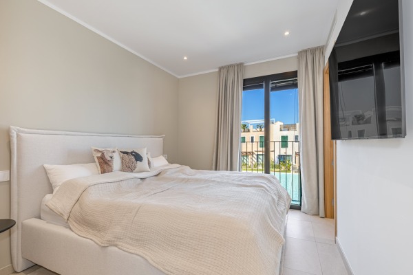 Modern penthouse with large roof terrace in Ses Salines image 6