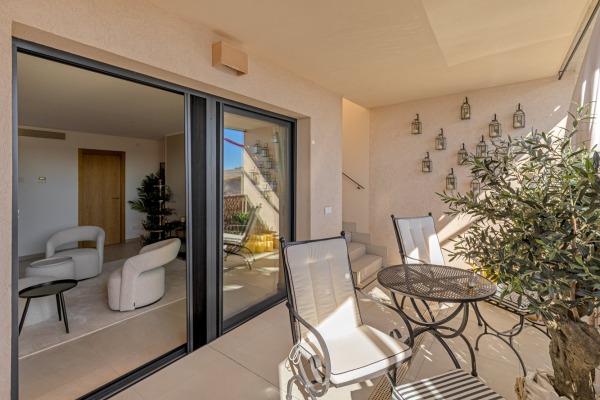 Modern penthouse with large roof terrace in Ses Salines image 8