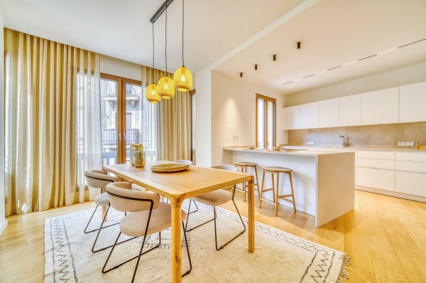 Modern apartment in a completely renovated, historic building image 5