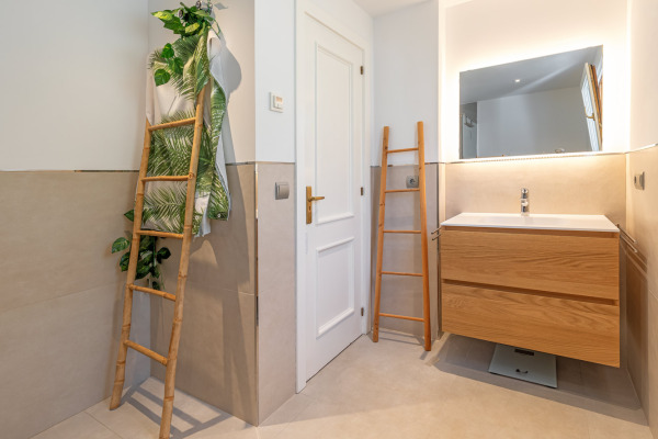 Mediterranean penthouse with sea views in an exclusive location in Paguera image 12