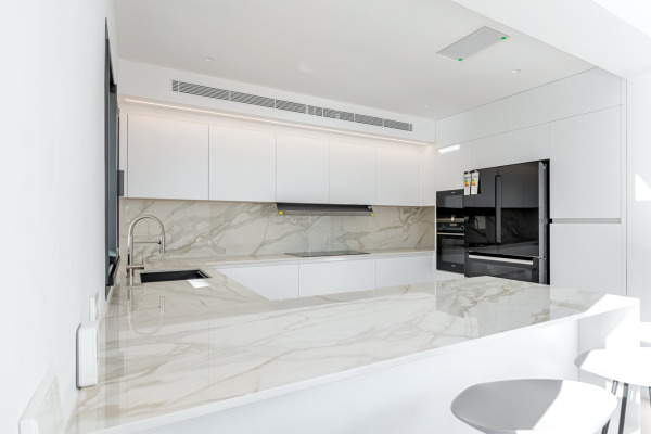 Modern, completely renovated luxury villa in an exclusive residential area image 6